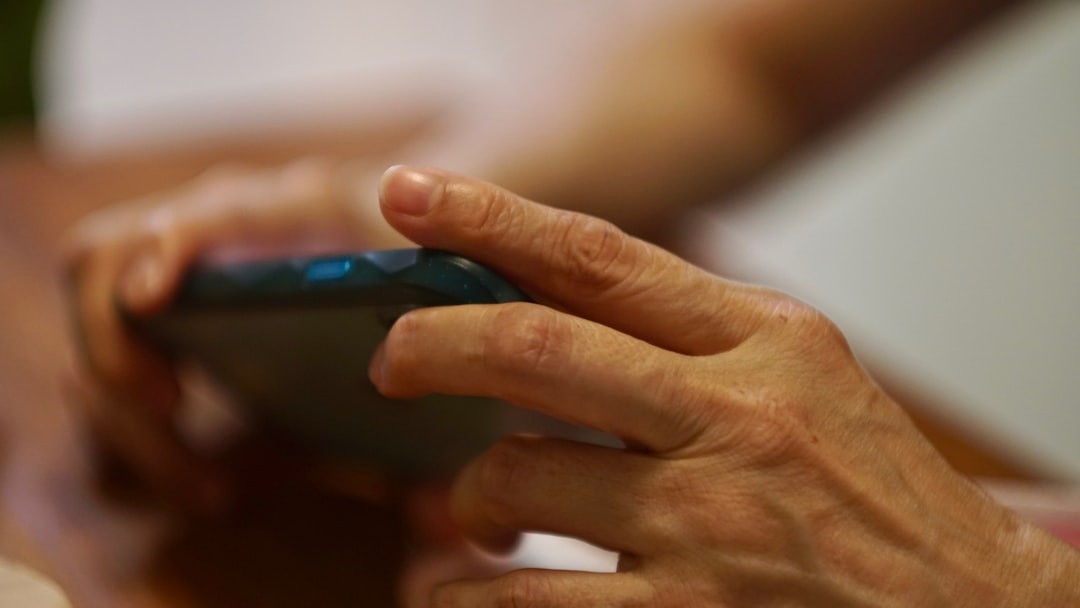 smartphone closeup hands